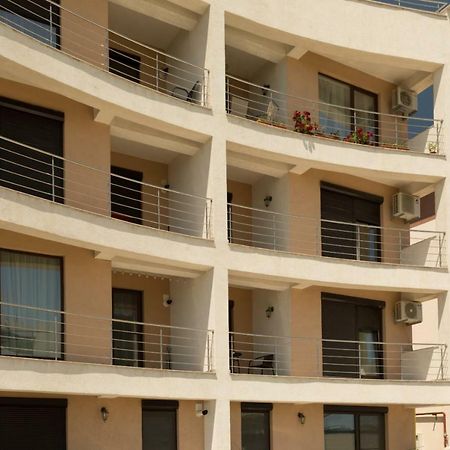 Apartament Aty ナボダリ エクステリア 写真