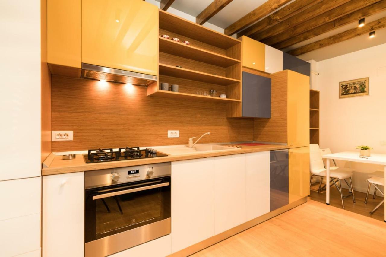 Apartament Aty ナボダリ エクステリア 写真